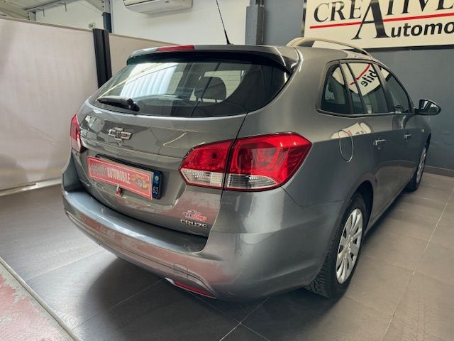 Chevrolet CRUZE SW 1.7 VCDi 130 CV 155 600 KMS