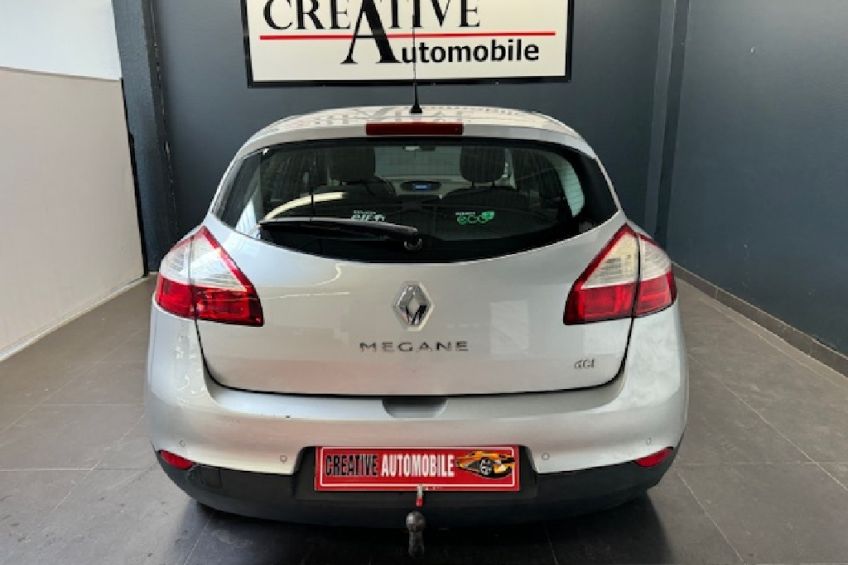 Renault MEGANE III 1.5 dCi 110 CV BOITE AUTO