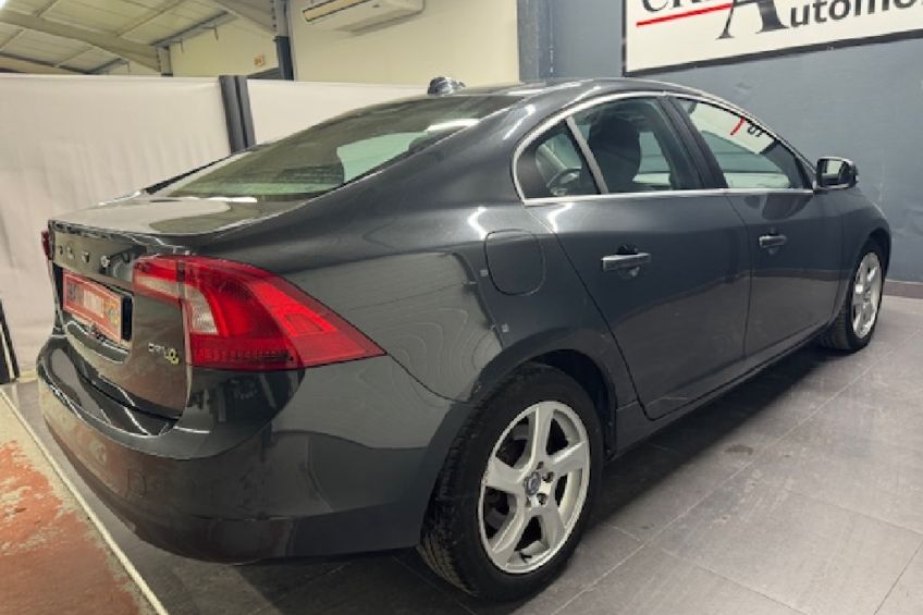 Volvo S60 1.6 D2 115 CV StopetStart Momentum